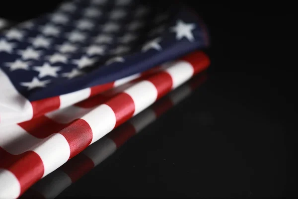 Americká Vlajka Zrcadlovém Pozadí Symbol Spojených Států Amerických Hvězdicově Pruhovaná — Stock fotografie