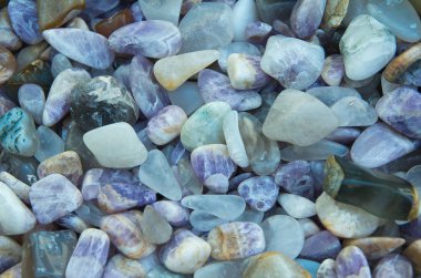 güzel renkli taşlar.