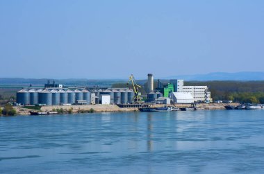 Kargo port - Tuna nehir Limanı Romanya