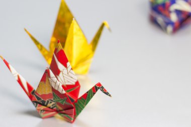 Origami Vinçler ve kağıt balon