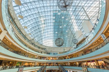 Moskova - Ağustos 31.2015: alışveriş merkezi Afimall şehir