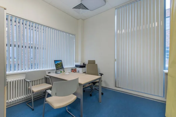 Doktor ofis iç klinikte