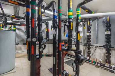 Isıtma sistemi kontrol donanımları ofis binası