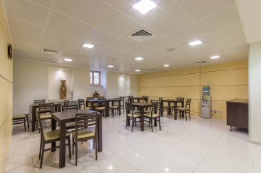 Ofiste ya da üniversitede boş yemek odası