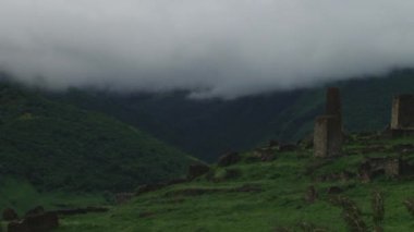Ortaçağ anıtlar, Kurtat Gorge