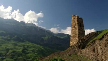Ortaçağ anıtlar, Kurtat Gorge