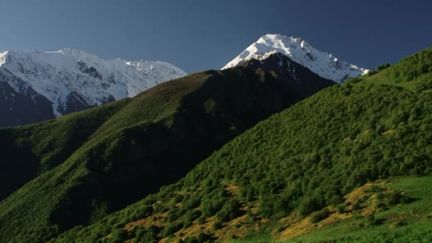 Гора Kurtat в Північній Осетії — стокове відео