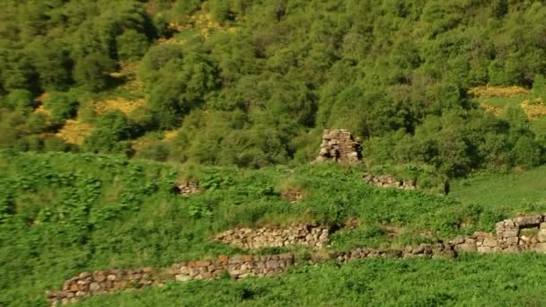 Горный Куртат в Северной Осетии — стоковое видео