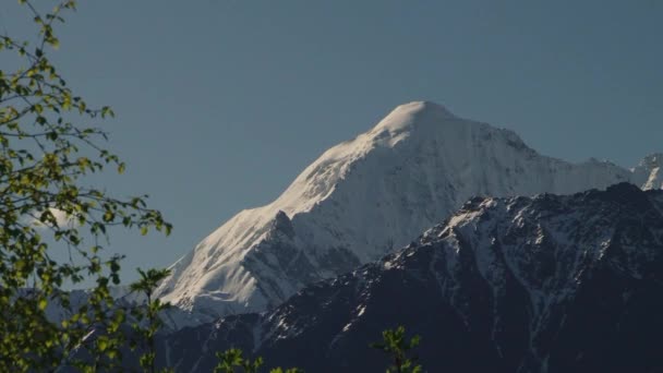 Berg Kurtat in Noord-Ossetië — Stockvideo