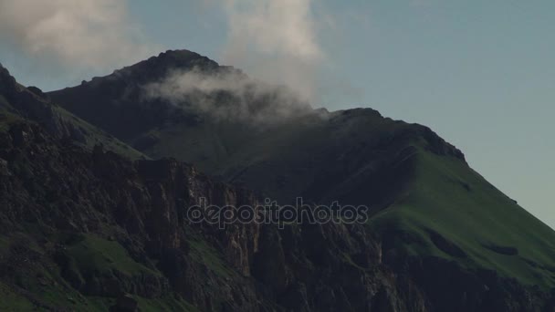 Berget Kurtat i Nordossetien — Stockvideo