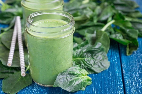 Detox Green Smoothie Spinach Pineapple Banana Yogurt Horizontal Copy Space — Stock Photo, Image