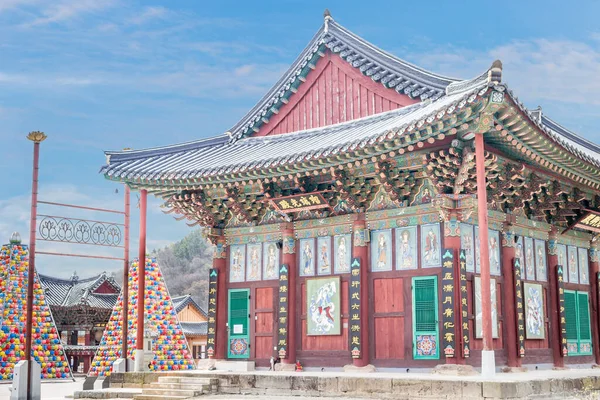 Religiöses Gebäude Buddhistischen Tempel Songgwangsa Südkorea April 2017 Kurz Vor — Stockfoto