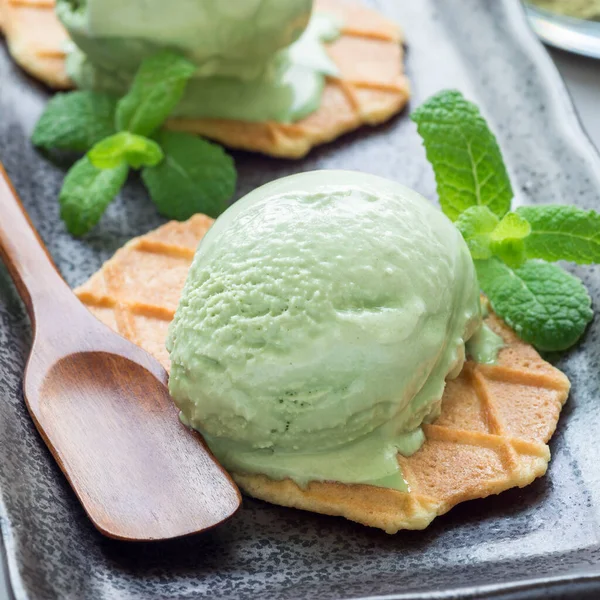Matcha Green Tea Ice Cream Balls Served Waffles Black Plate — Stock Photo, Image