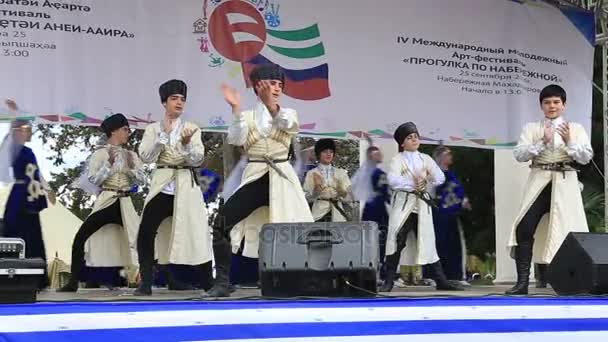 Abchasien, sukhumi - 25. September 2016: iv internetional youth arts festival — Stockvideo