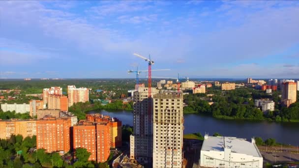 Aerial view of high-rise building under construction — Stock Video