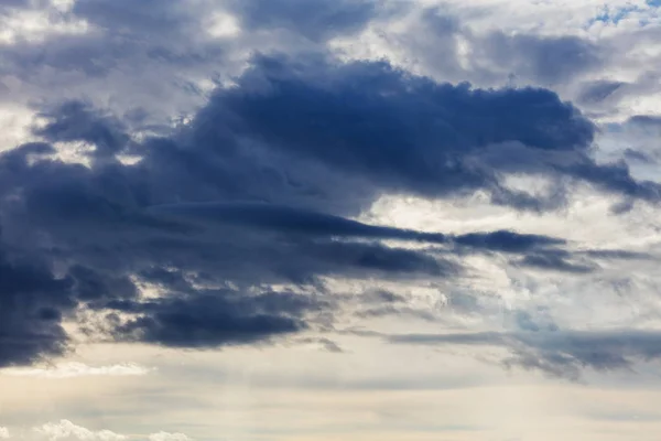Cielo dramático y nubes vista aérea —  Fotos de Stock