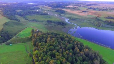 Drone uçuş güzel manzara ve antik hillfort