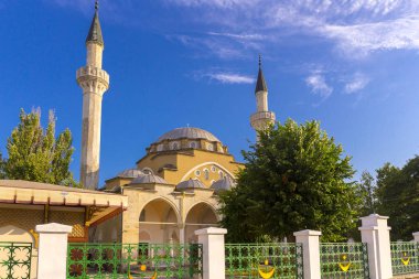 Evpatoria şehirde Eski Camii olarak göster