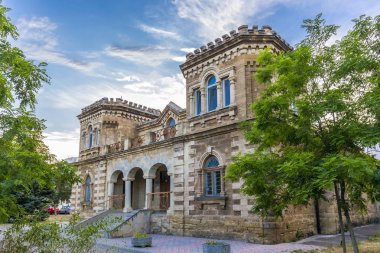 Klasik tarzı bina cephe Evpatoria şehirdeki görüntüleyin