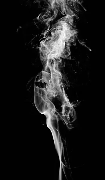 Vita fantasi rök på svart bakgrund — Stockfoto