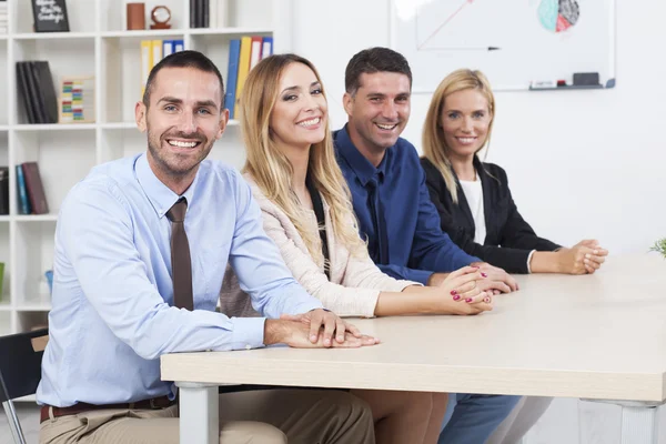 Retrato de las personas del grupo empresarial en la oficina — Foto de Stock