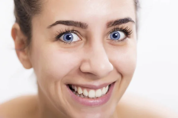 Hermosa mujer joven feliz — Foto de Stock