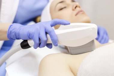 Anti-Aging tedavi, IPL lazer, fotoğraf cilt tedavisi