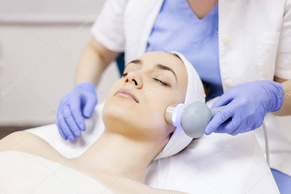 Ultrasound cavitation, face skin anti age treatment