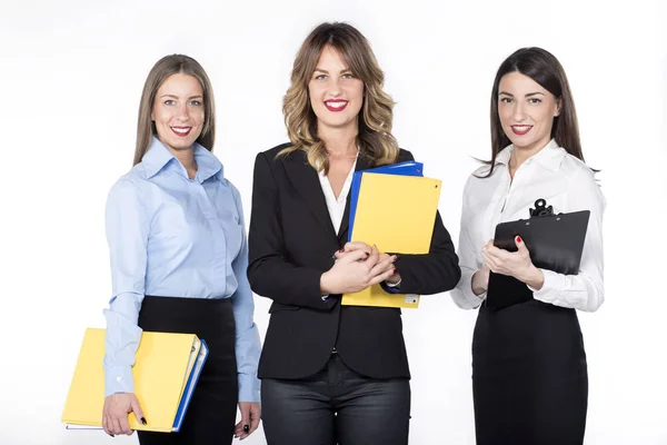 Ritratto di tre donne d'affari isolate su bianco — Foto Stock