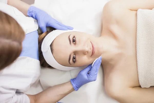 Face Skin Cleaning — Stock Photo, Image