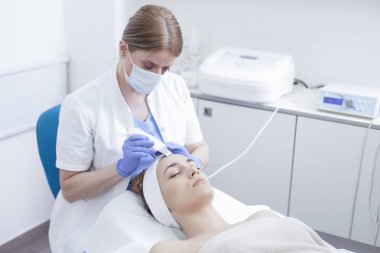 Ultrason kavitasyon, yüz cilt temizliği