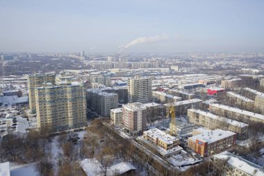 Kirov 'un kuş faydalarının yüksekliğinden sonbahar görünümü.