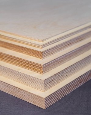 Kontrplak ürünlerin kalitesini ölçer.