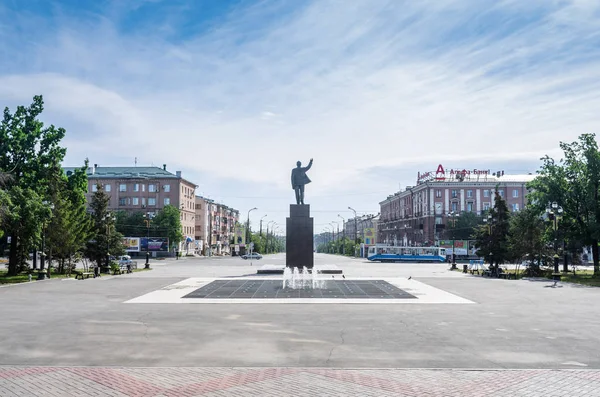 Lenin ve Mira caddeler Komsomolskaya Meydanı, kavşak