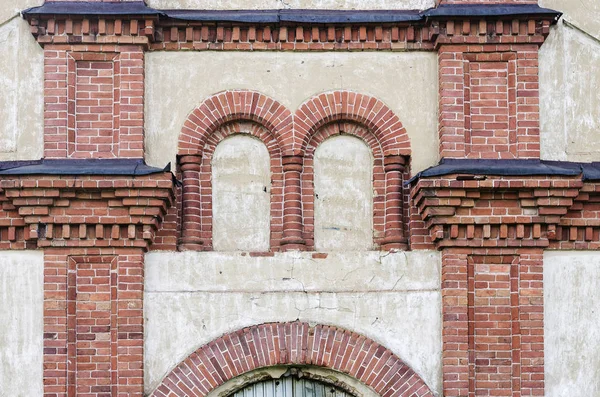 Fragment of the facade of the old factory building — Stock Photo, Image