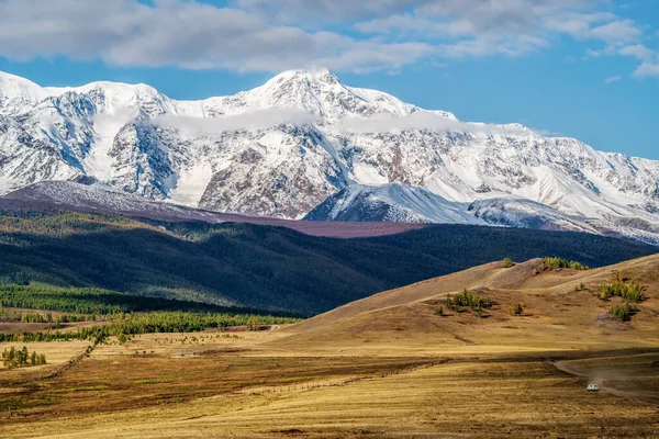 Oplocená Pastvina Kopcovité Kurai Stepi Výhled Hřeben Severního Chuysky Kosh — Stock fotografie