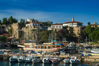 Antalya eski liman ve eski şehir (Kaleiçi), Türkiye üzerinden Cityscape görünüm