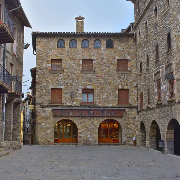 Square in the medieval village of Baga. — Stock Photo, Image