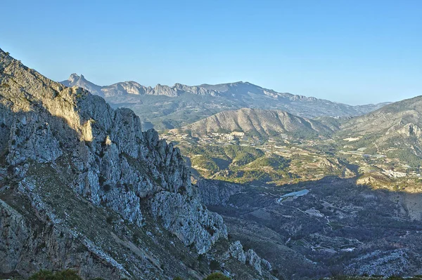 A magasban a Bernia trekking — Stock Fotó