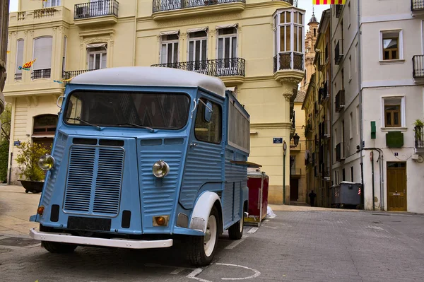 Food parked van parked — Stock Photo, Image