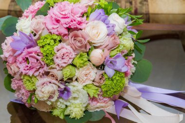 Narin buket yaz çiçekleri oluşur