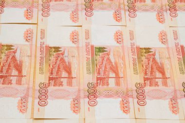 Rus banknotlar beş bin ruble