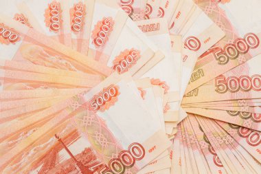 Rus banknotlar beş bin ruble