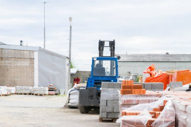 İnşaat malzemeleri ile açık temel İnşaat