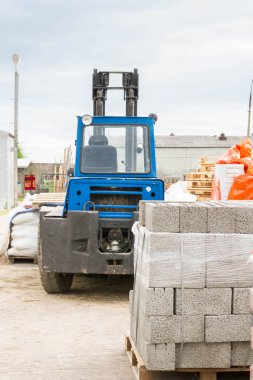 İnşaat malzemeleri ile açık temel İnşaat