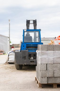 İnşaat malzemeleri ile açık temel İnşaat
