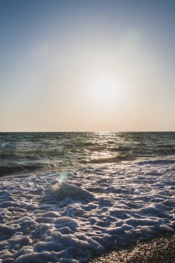 Yaz denizde güzel gün batımı