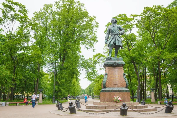 Anıt Park City Kronshtadt büyük Peter — Stok fotoğraf