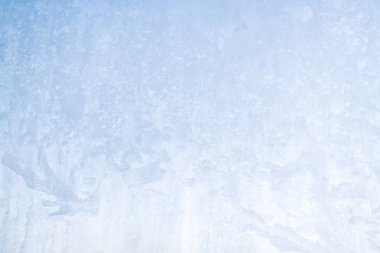 Kış soğuk desenleri donmuş buz penceresinde