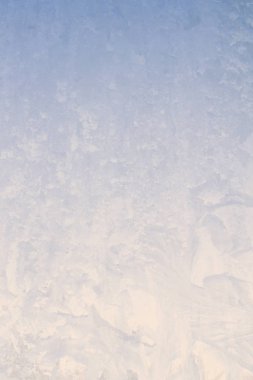 Kış soğuk desenleri donmuş buz penceresinde